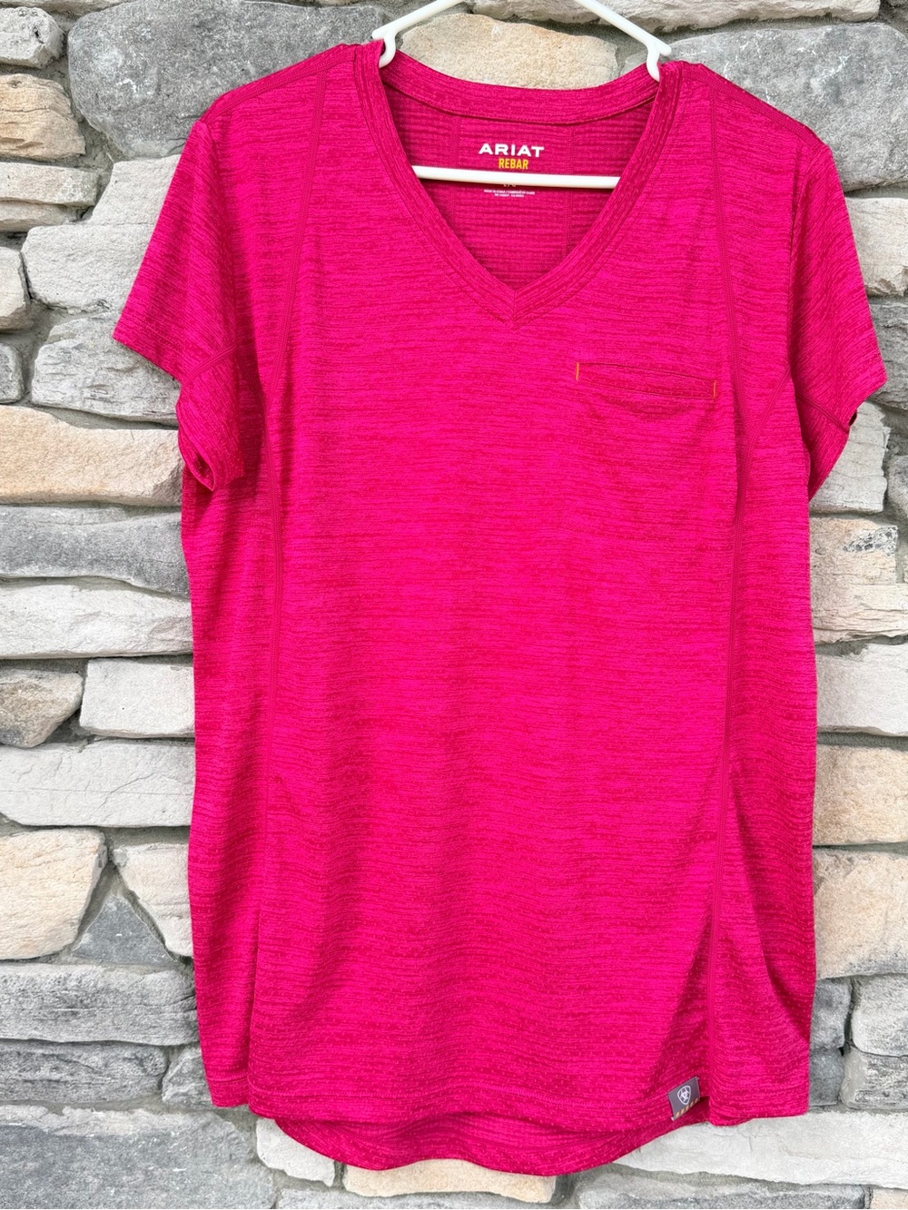 Ariat Rebar Evolution V-Neck Work Tee Pink Large Workwear Performance